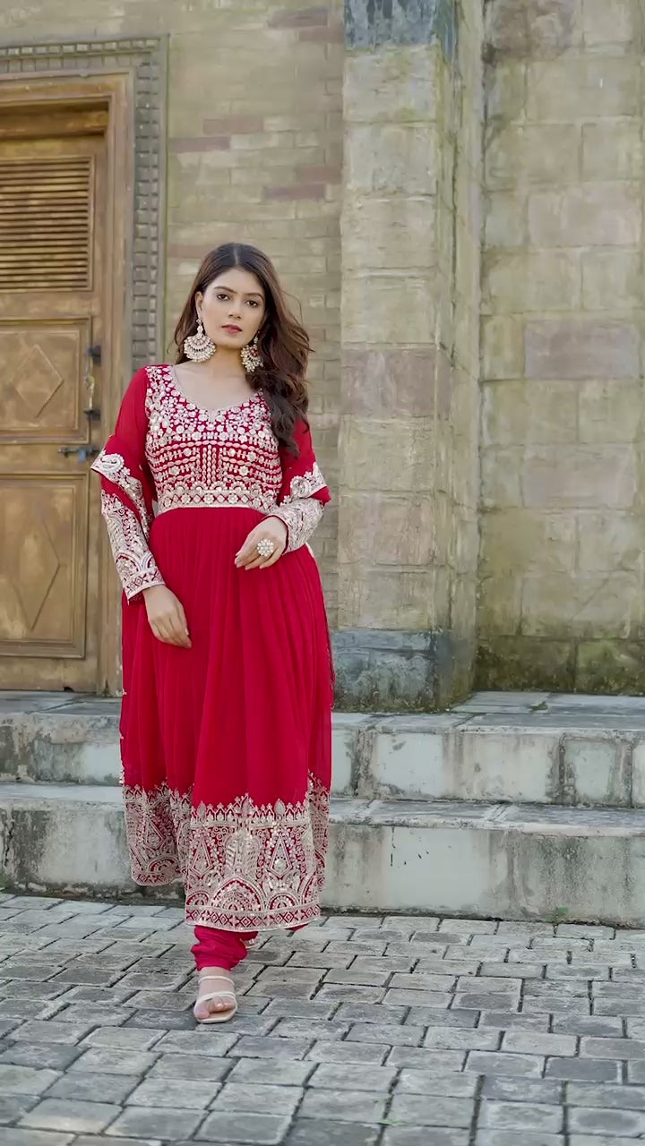 NEW PARTY LOOK GOWN