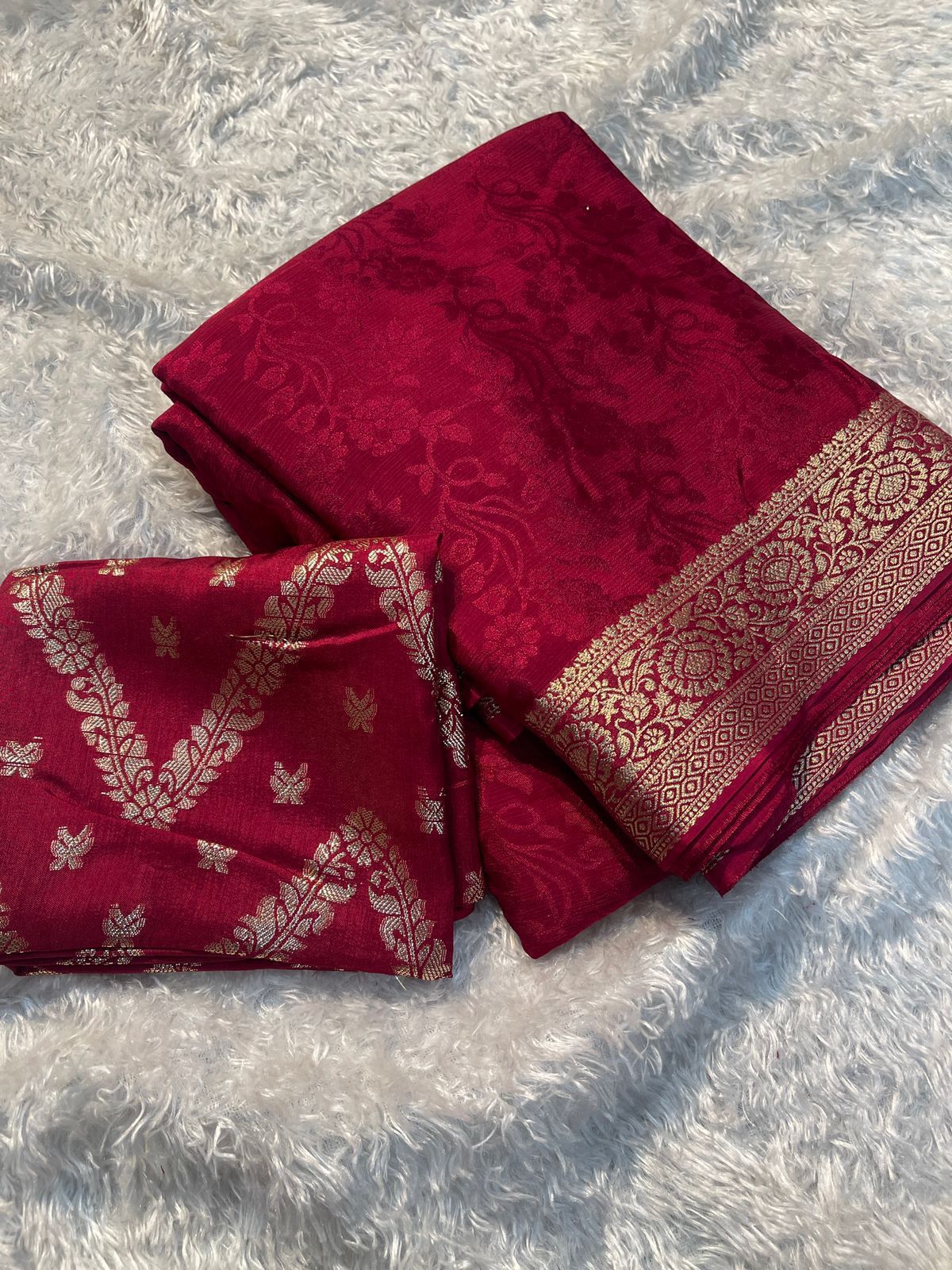 VISCOSE WEAVING PATTERN SAREE