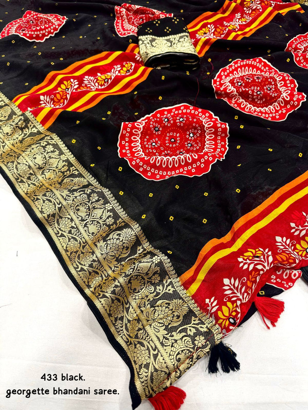 Soft Cotton Crape Saree With Bhandani Prints