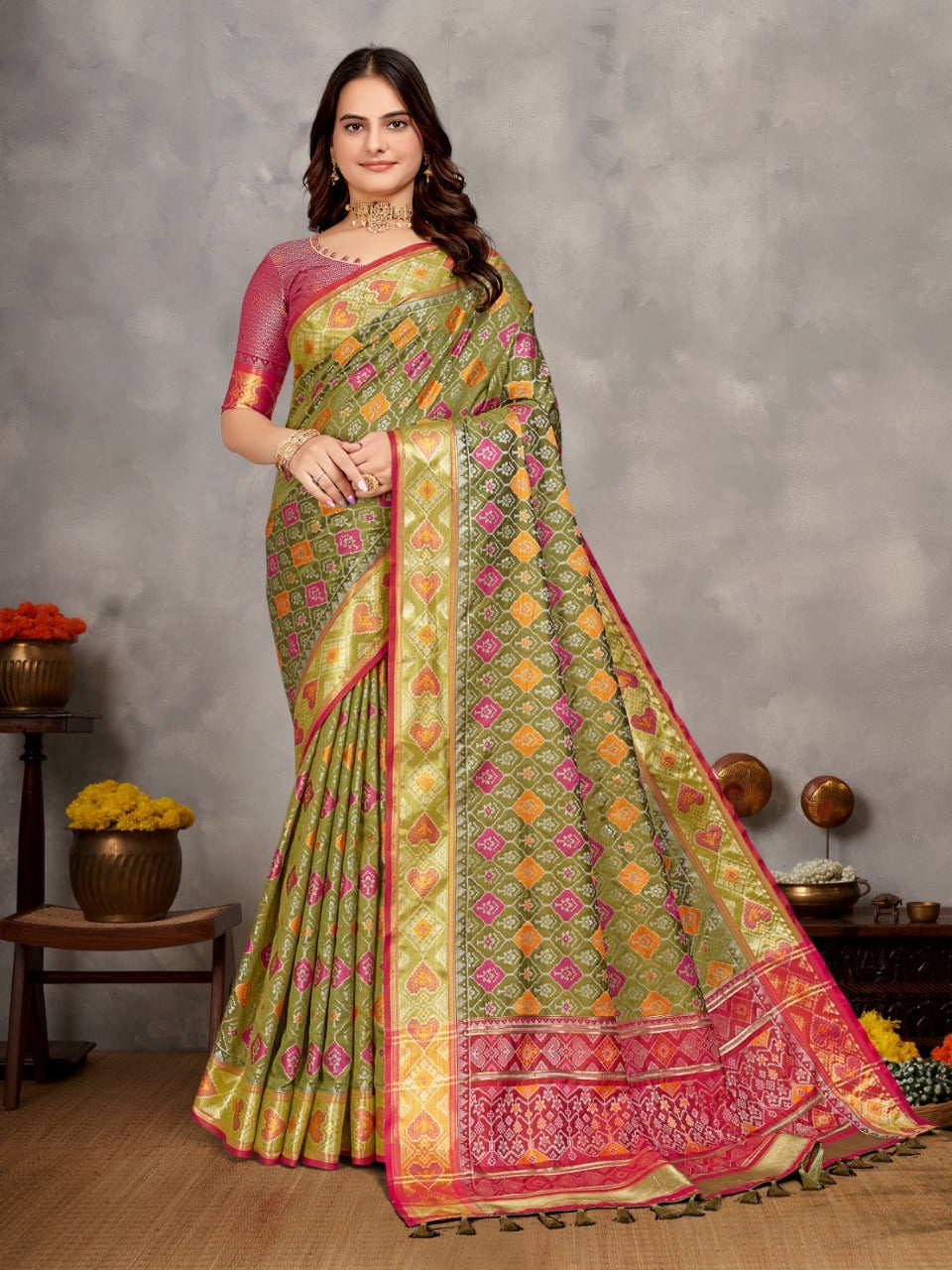 Handloom Silk Ikkat Patola Sarees🪇