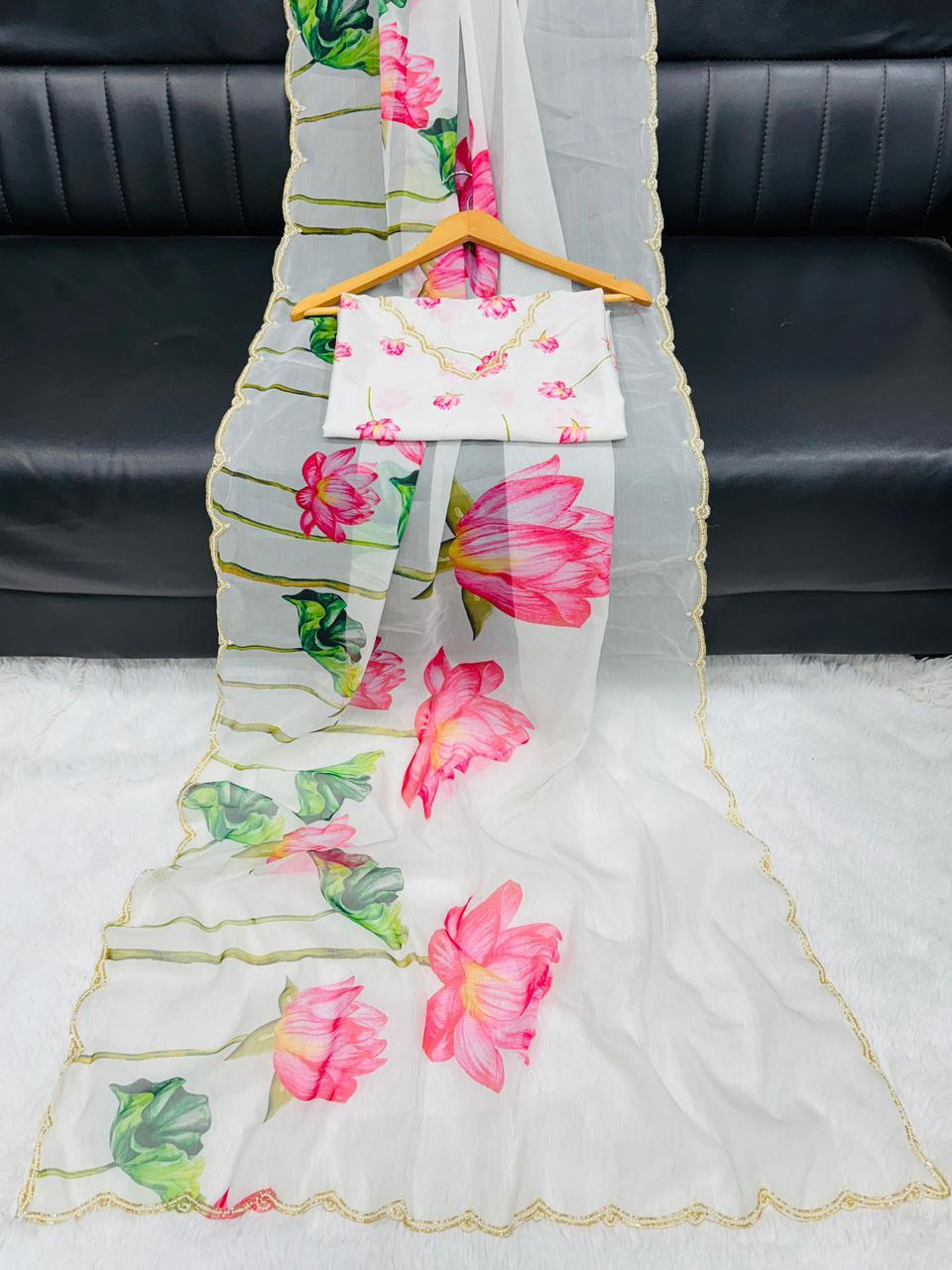 Soft Tabby Floral Print Saree