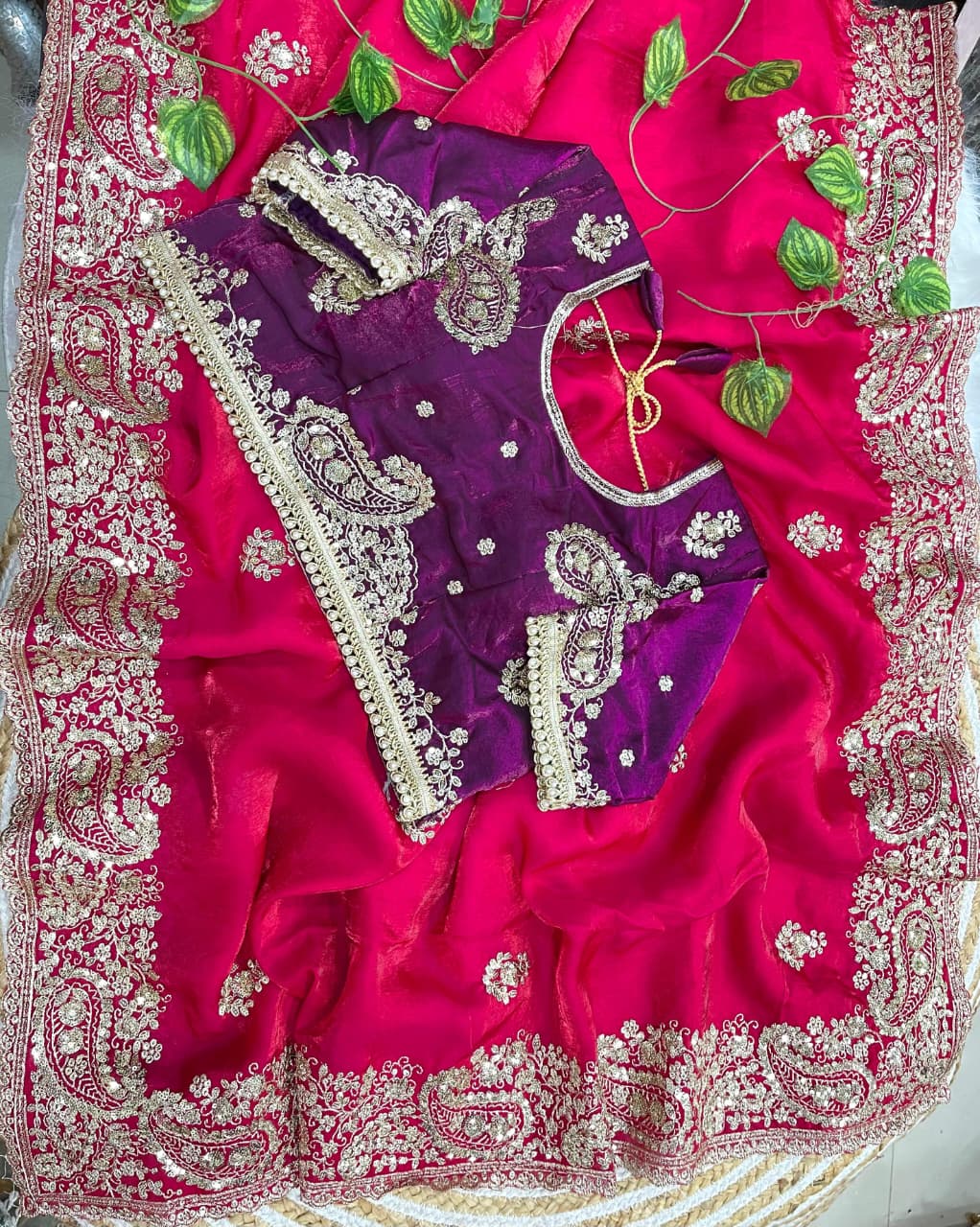 Very soft nd Elegant Rich look Fendy Sartin saree