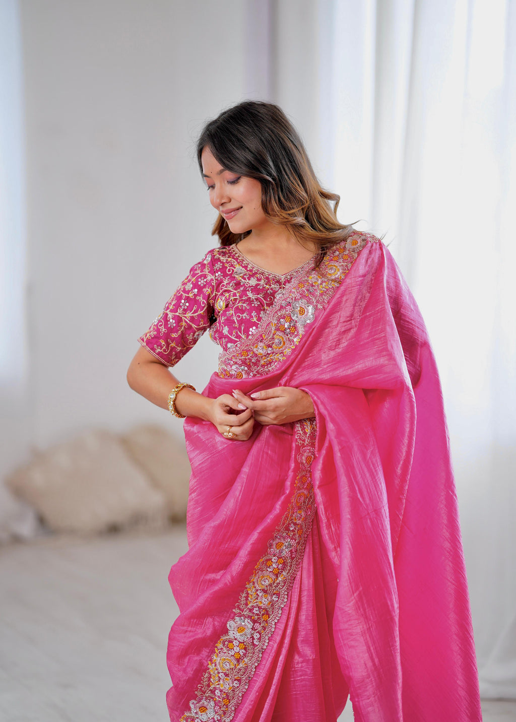 Premium Gold Crush Pink Saree