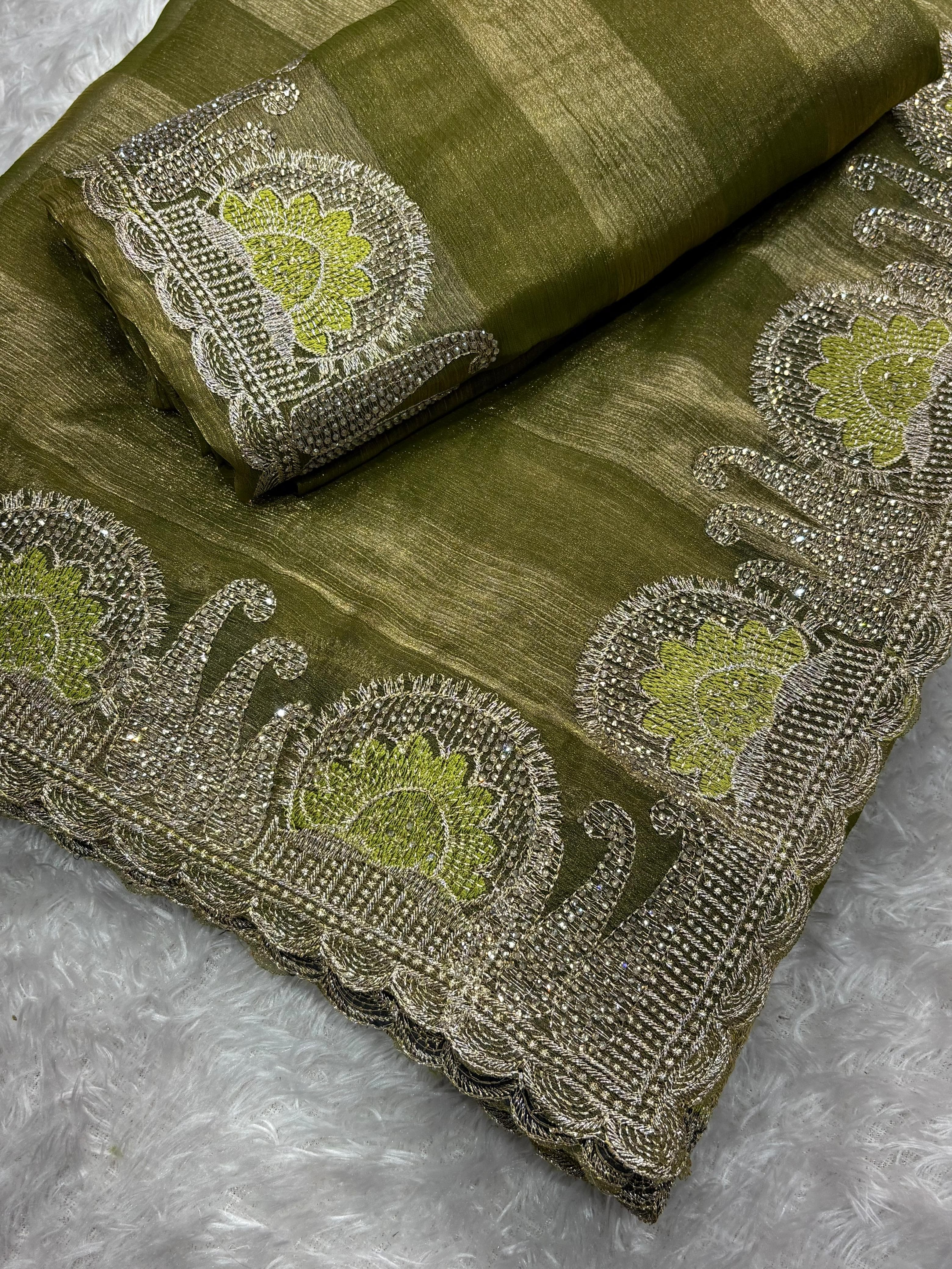 Veronica Fendy Chiffon Saree