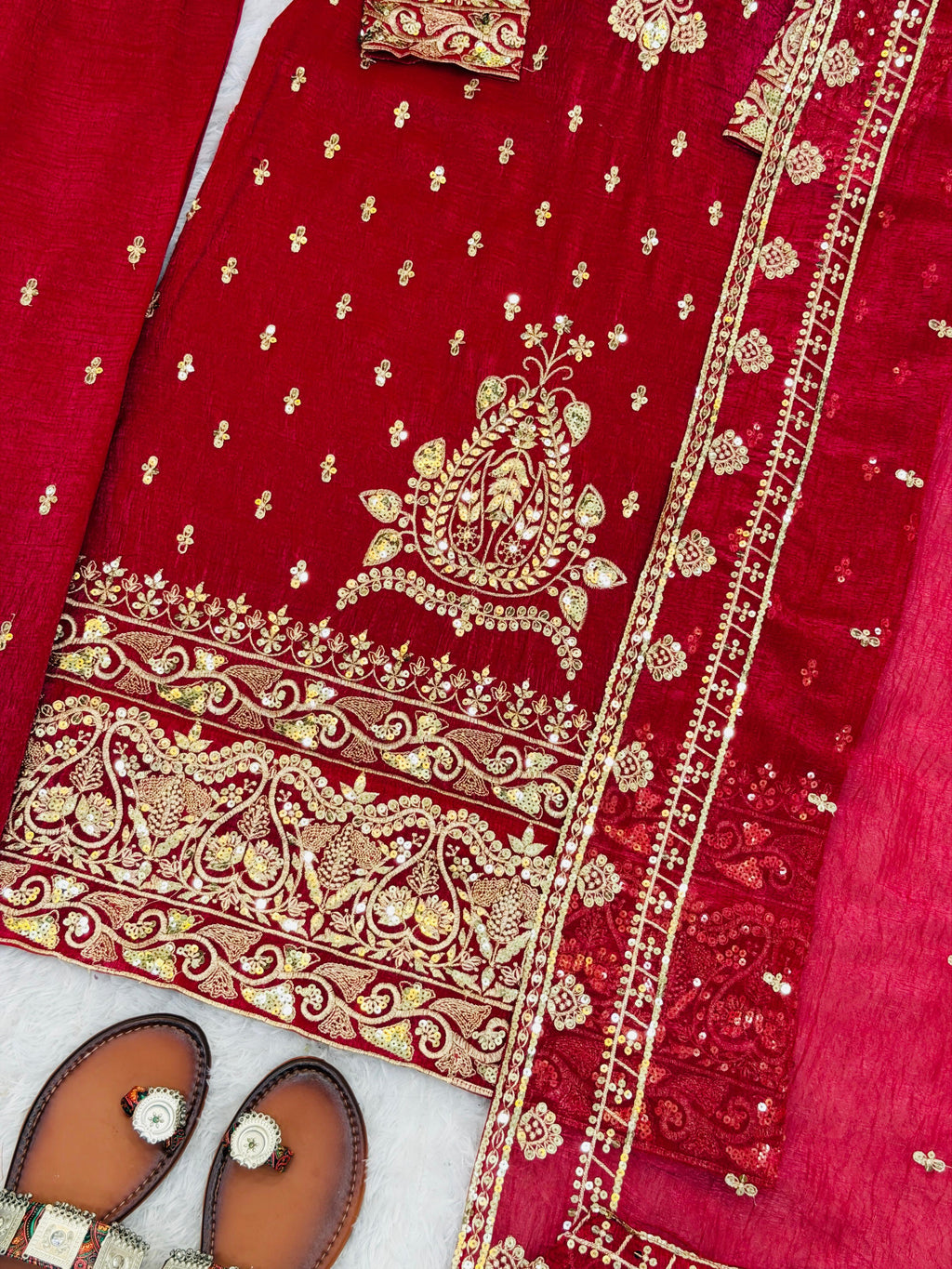 CRUNCHY SILK Sequence Work Suit