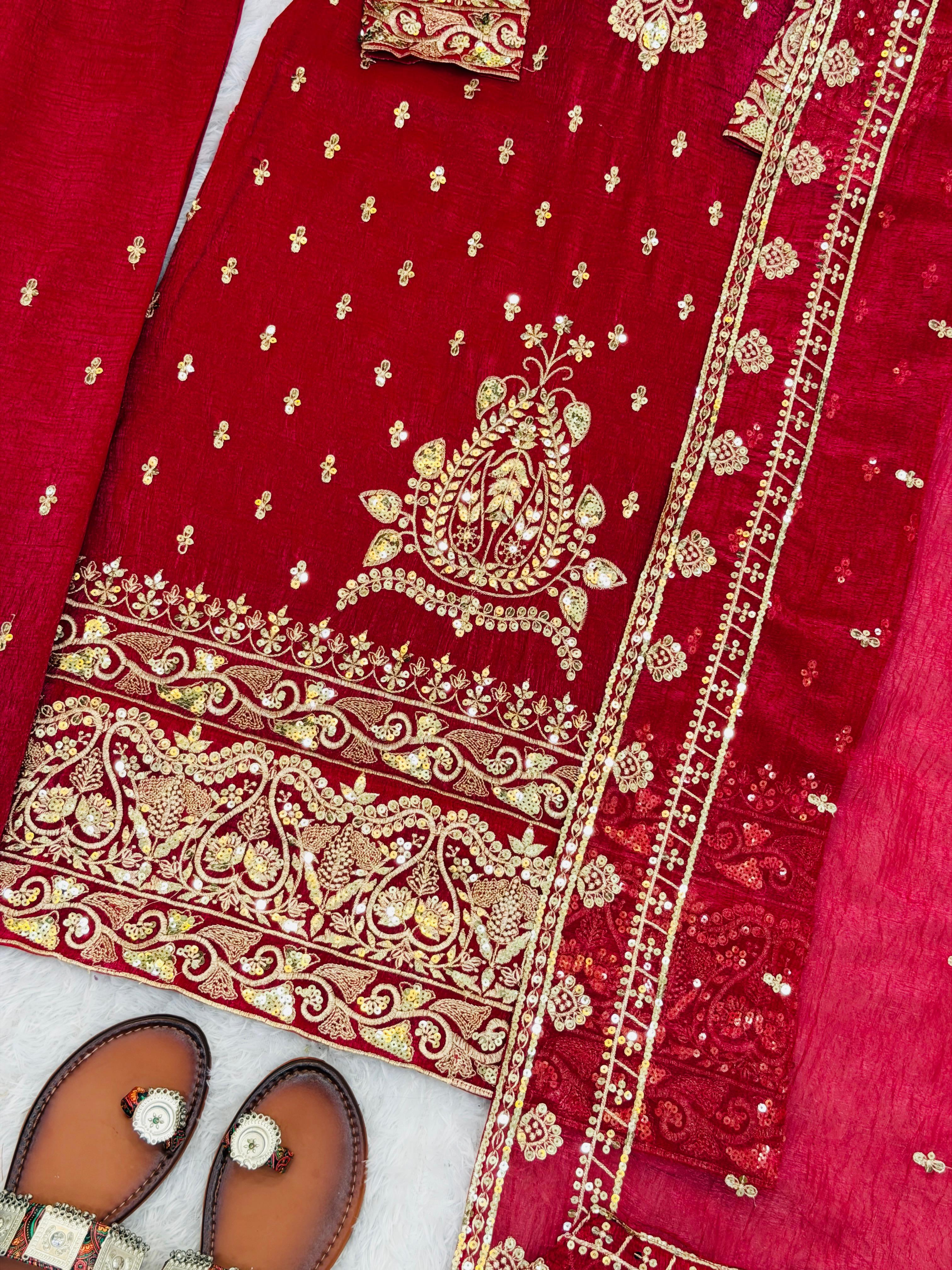 CRUNCHY SILK Sequence Work Suit