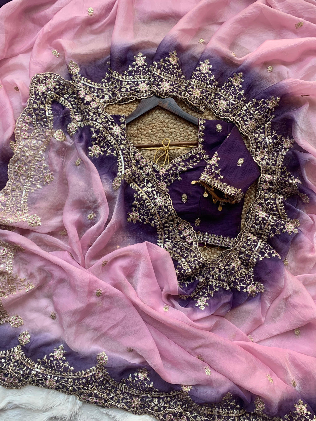 Very soft nd elegant Rich look nc moss pedding fabric Saree