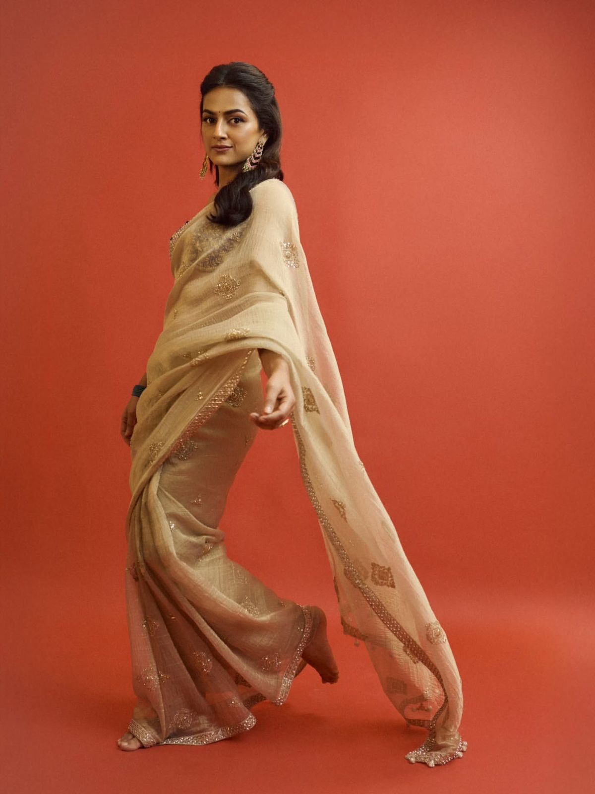 Soft Crunchy Silk Gold Wedding Saree