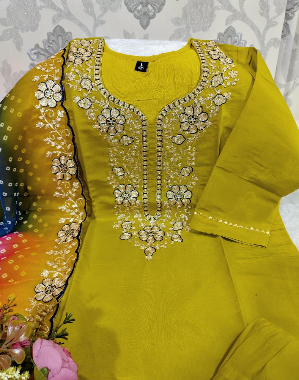LAHERIYA KURTI WITH DUPATTA