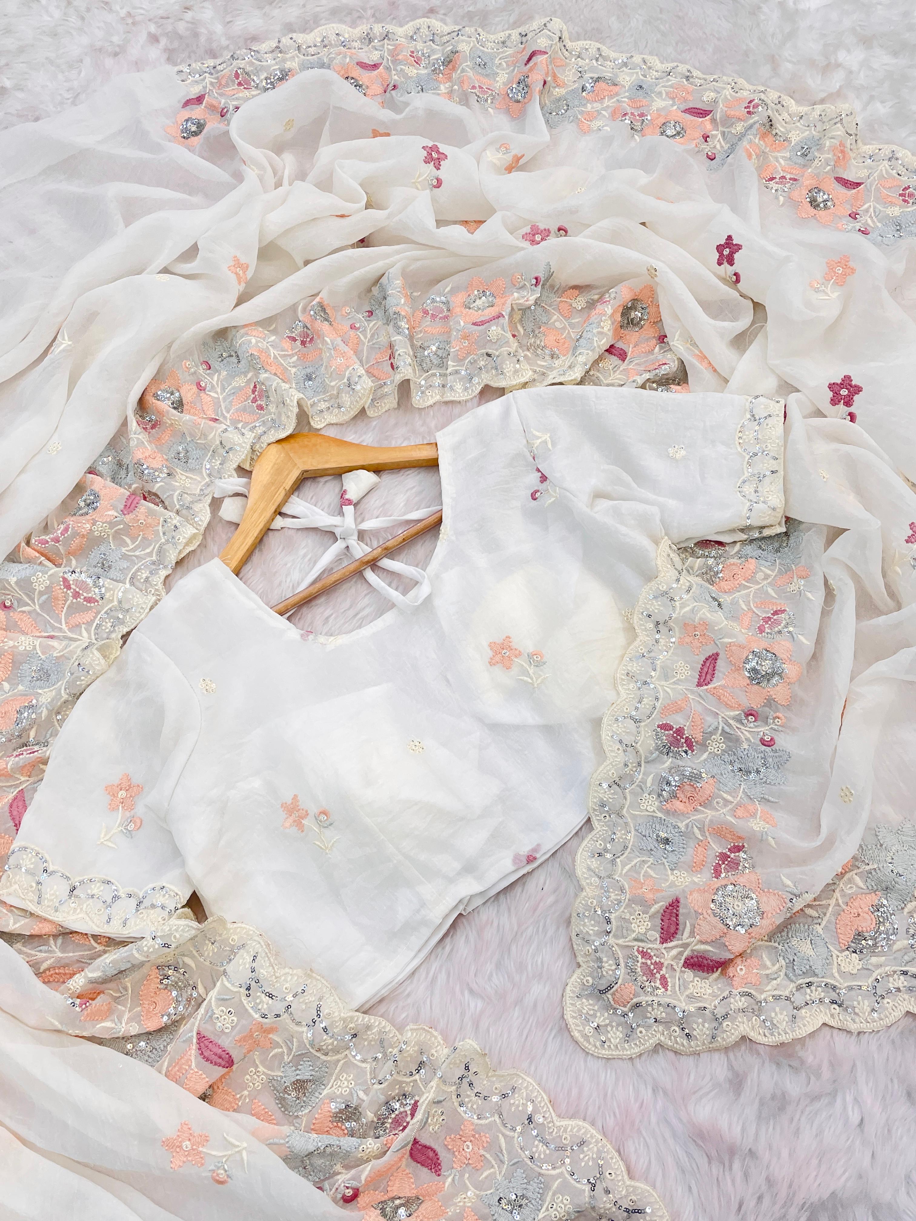 Soft Crunshy Silk Fabric Saree