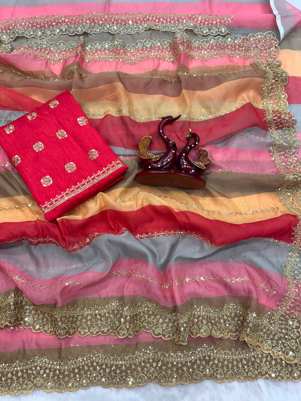 Goldy Silk Trending Saree