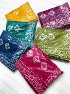 batik print seqance star saree