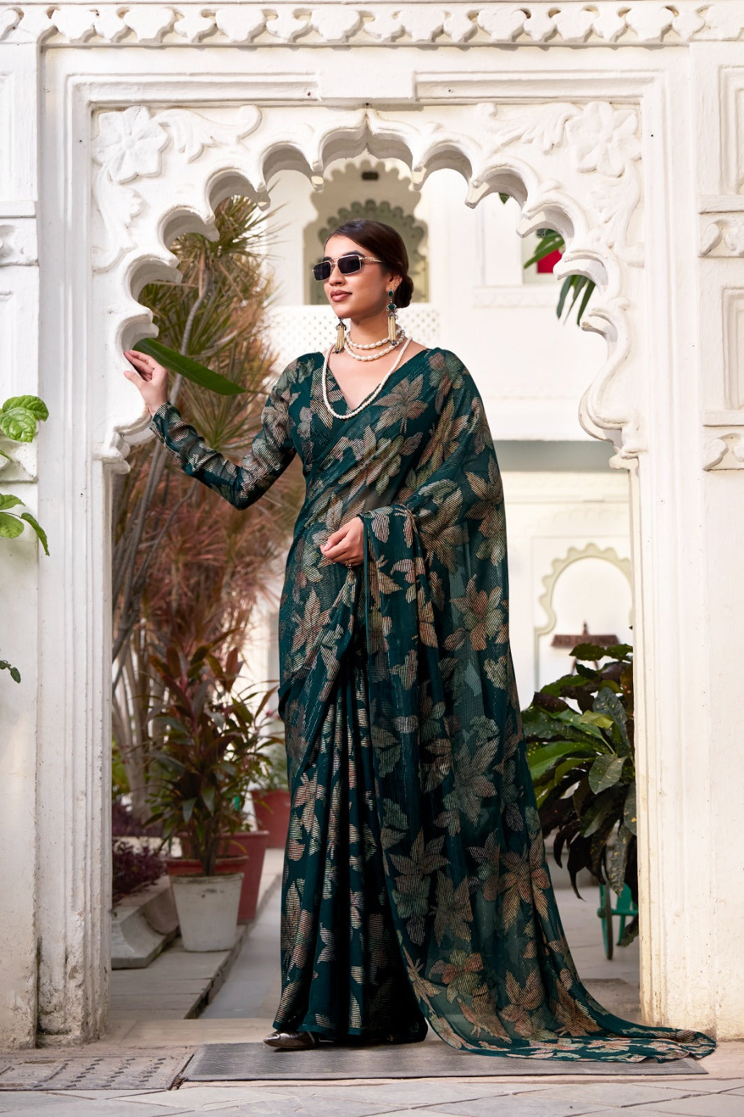 FLORAL LUREX BRASSO SAREE👗