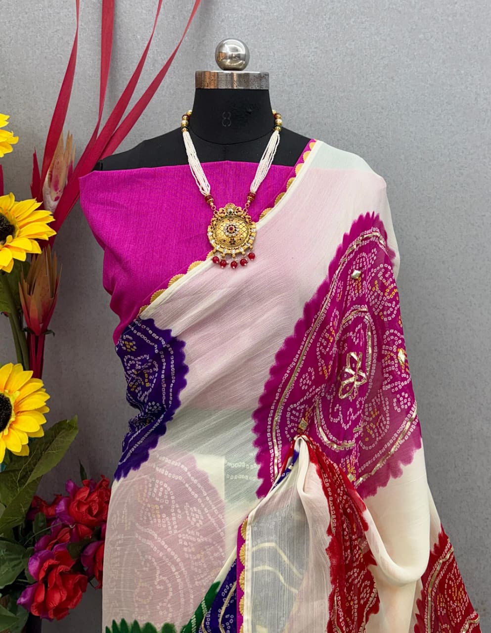 Wow Looking kaci gotta work Designer Saree