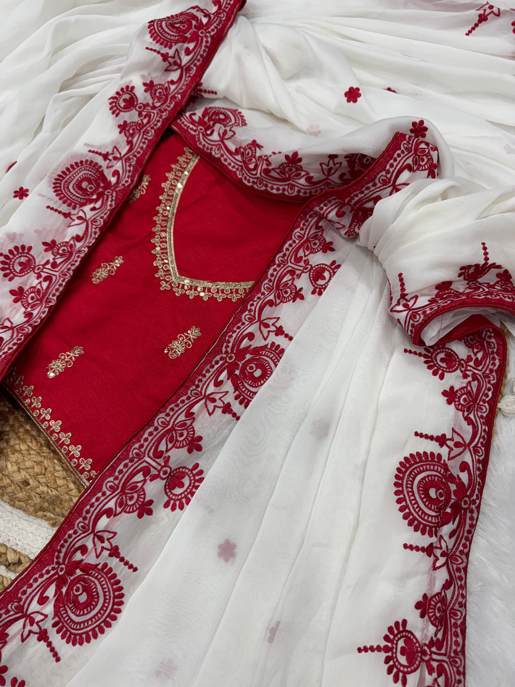 Soft Catonic Rangoli Silk Saree