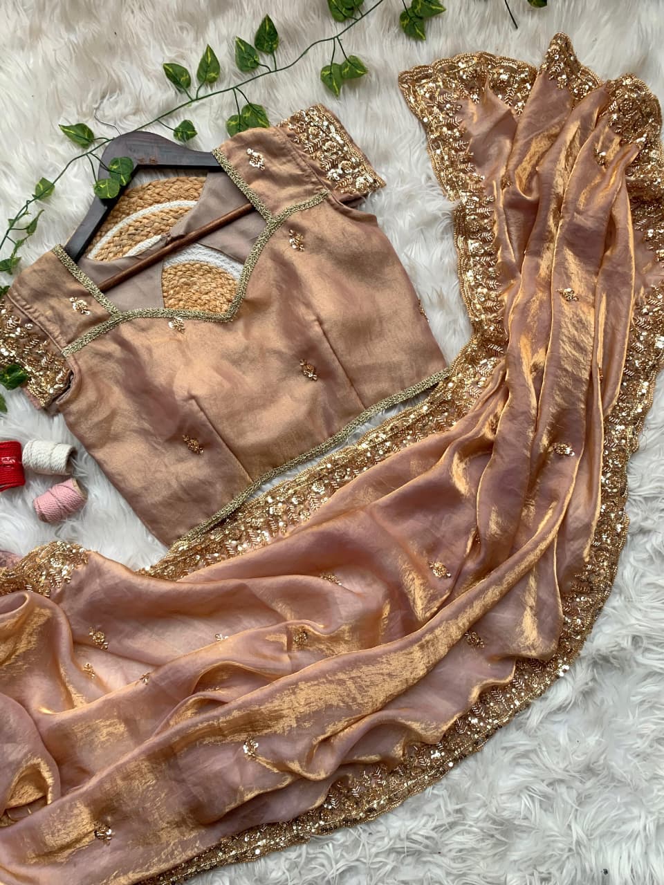 Very soft elegant nd rich look fendy sartin saree