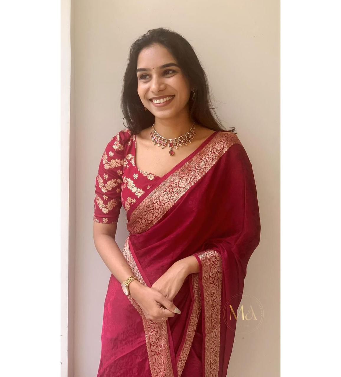 VISCOSE WEAVING PATTERN SAREE