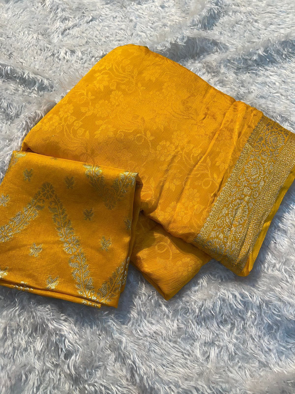 Dola Banarasi Silk
