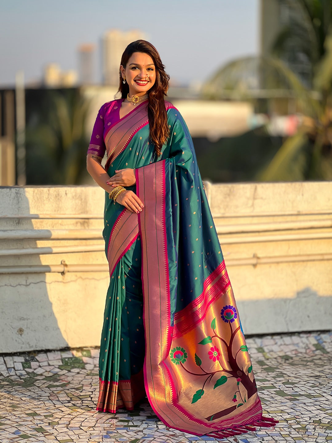 Paithani Saree With Gold Zari Small Motifs