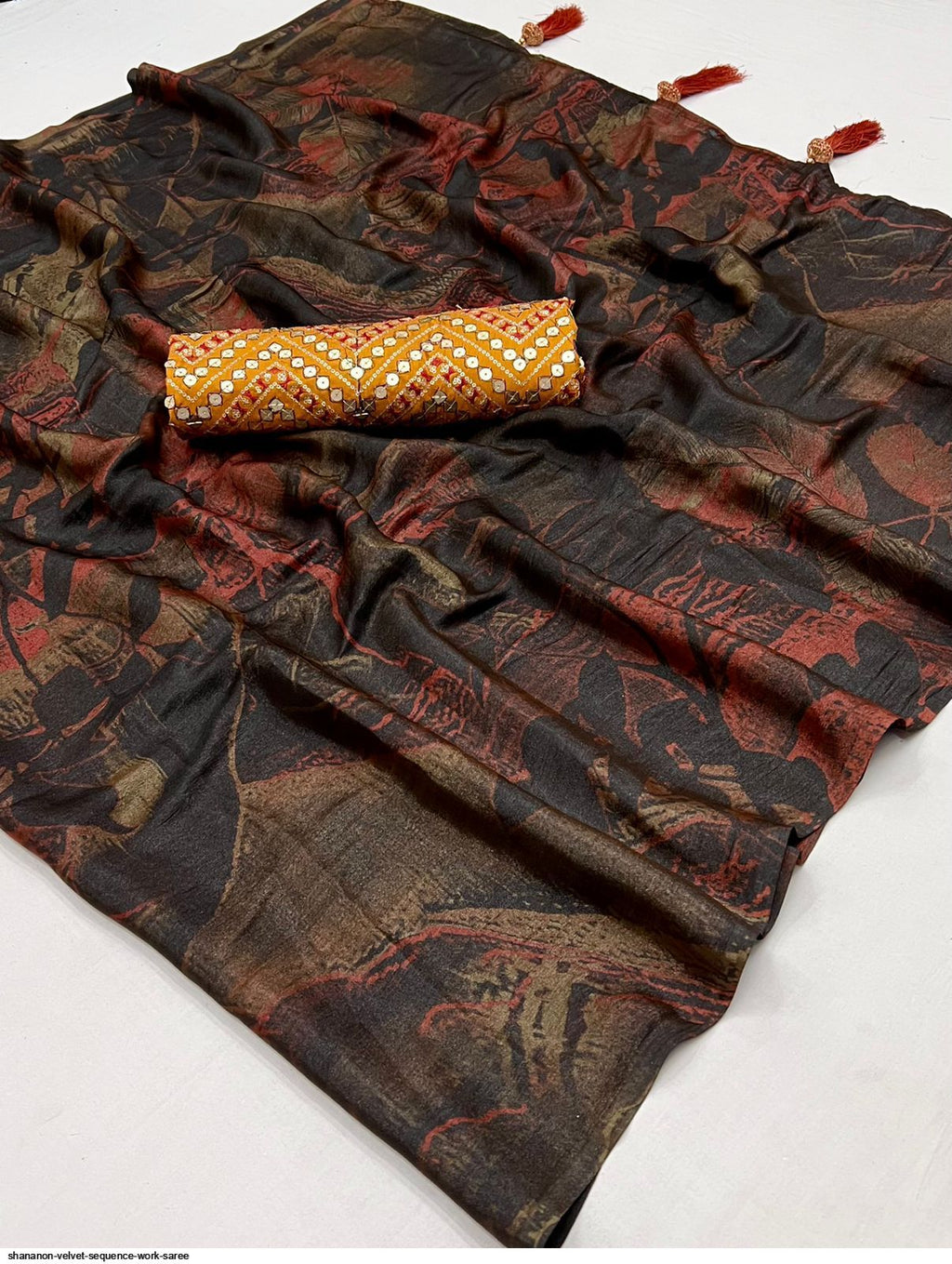 3D VELVETTE SILK SAREE