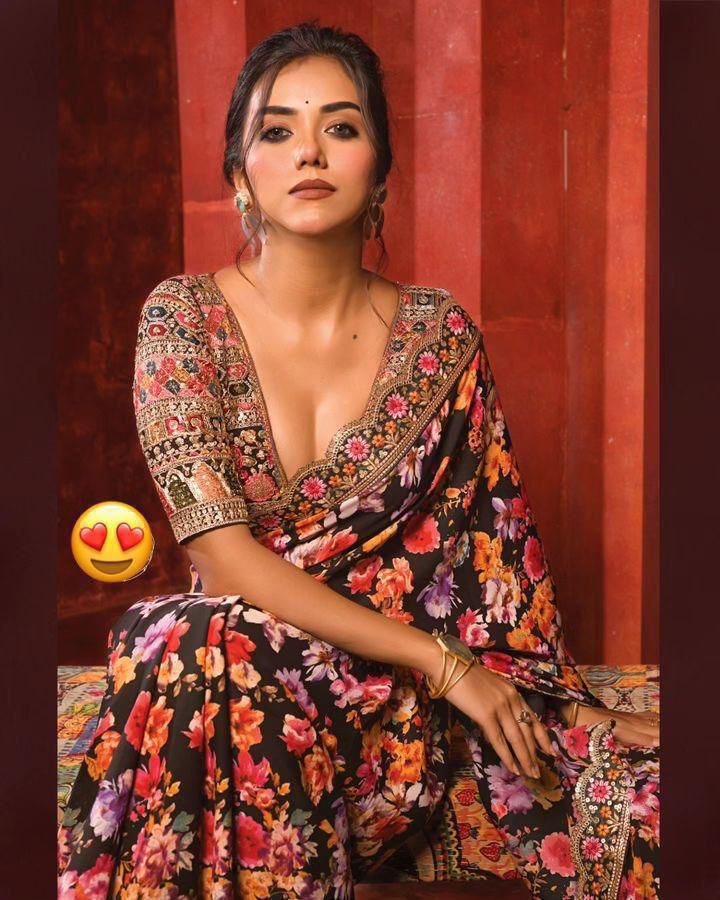 Beautiful digital print Goregette Saree