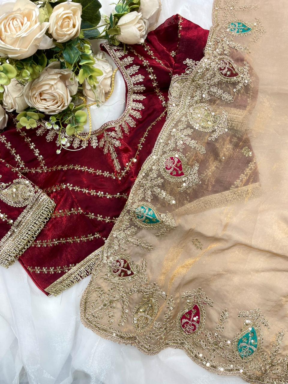 very soft nd elegant fendy sartin fabric saree