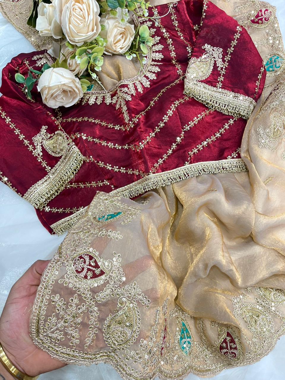 very soft nd elegant fendy sartin fabric saree