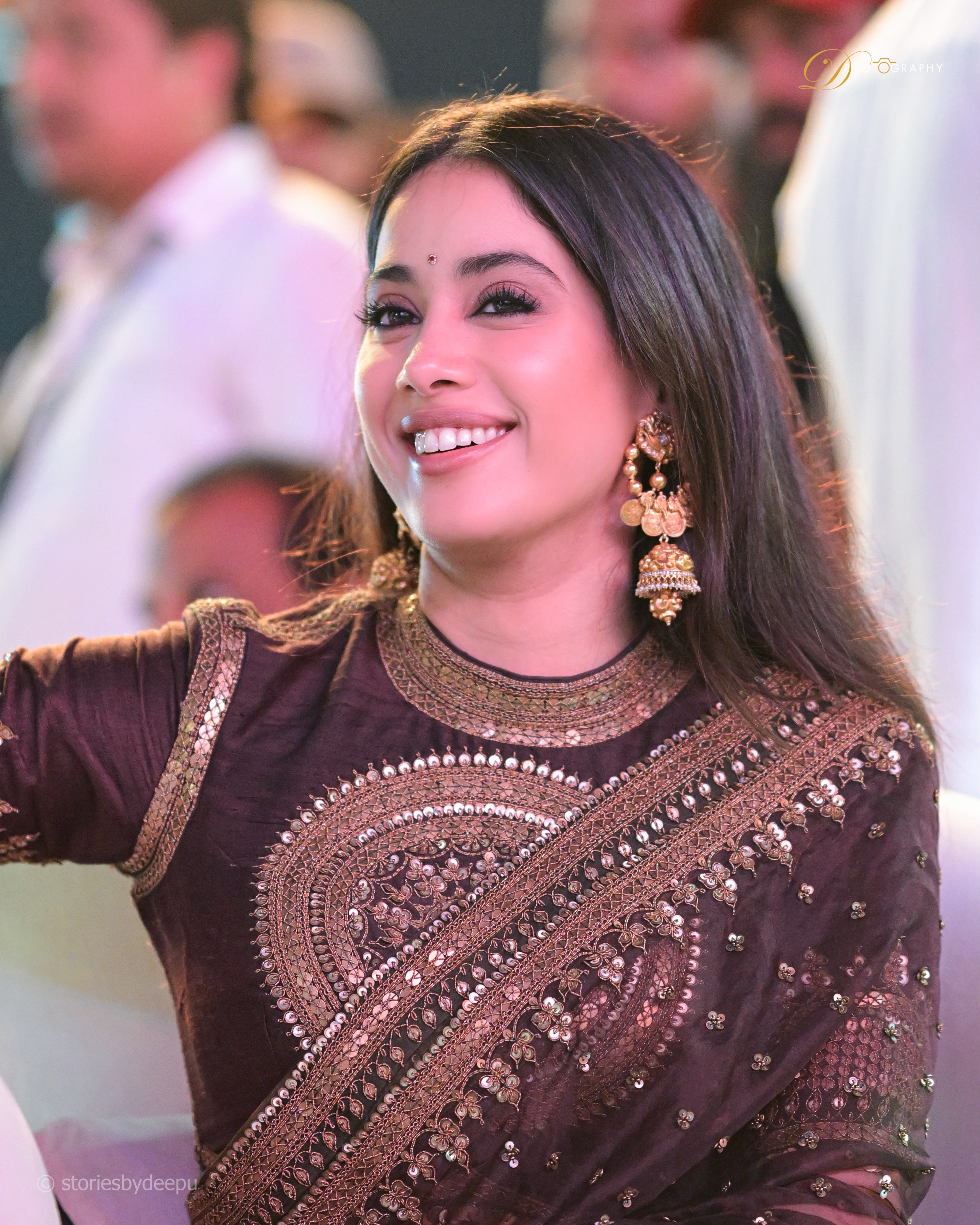 Bollywood Star Janvi kapoor Soft Twill Saree