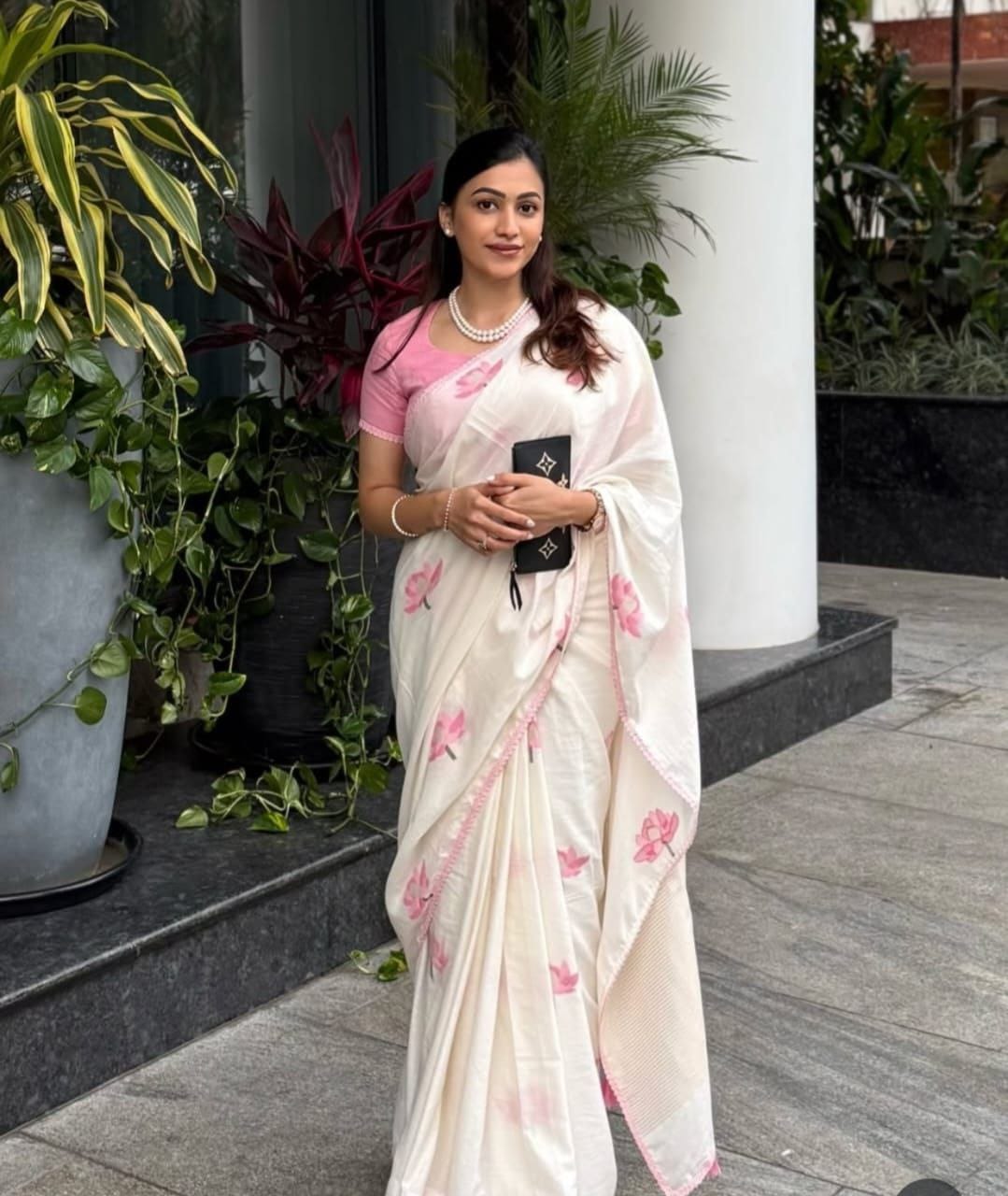 Plain Linen Saree