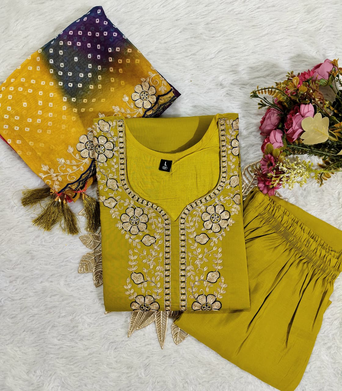 LAHERIYA KURTI WITH DUPATTA