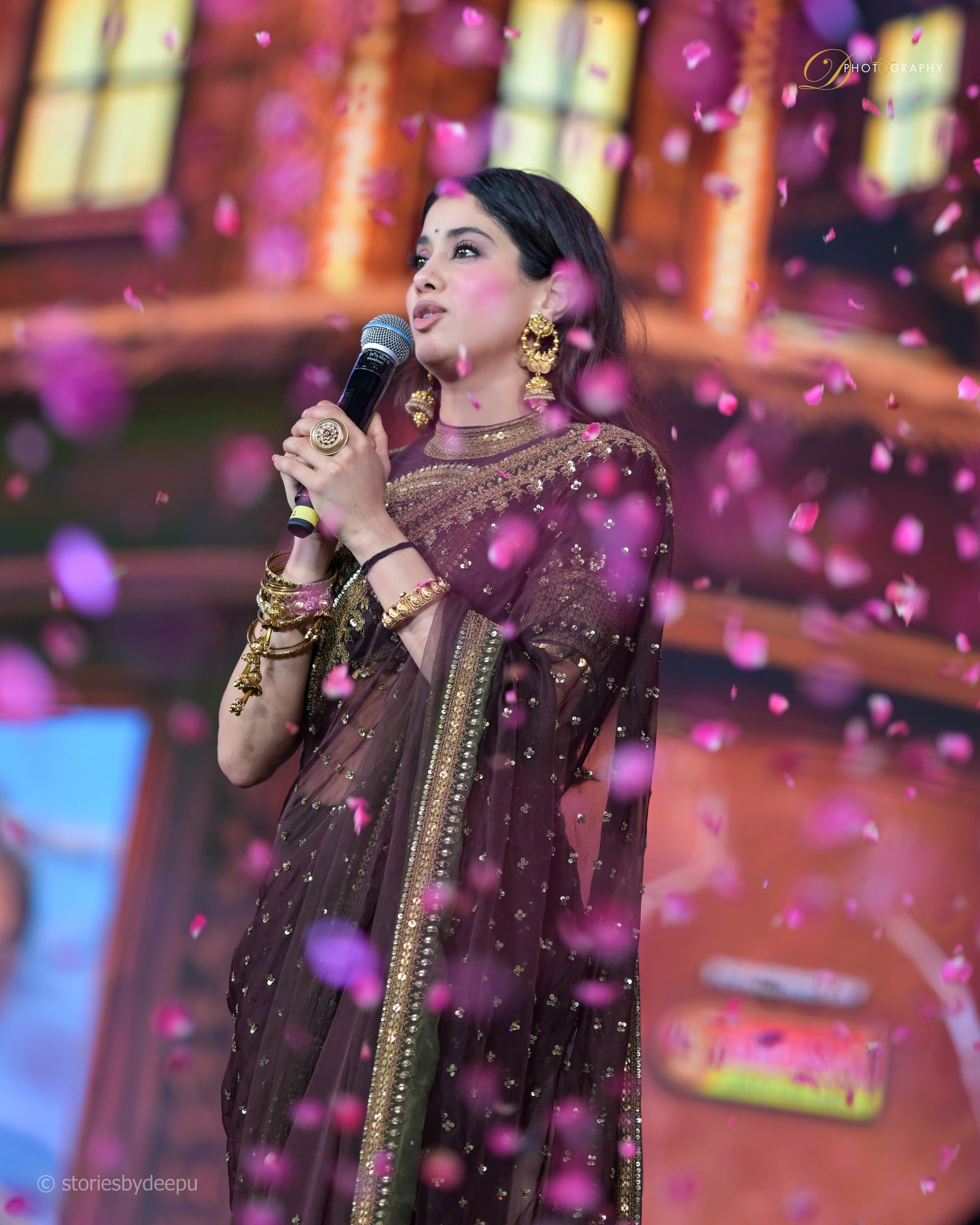 Bollywood Star Janvi kapoor Soft Twill Saree