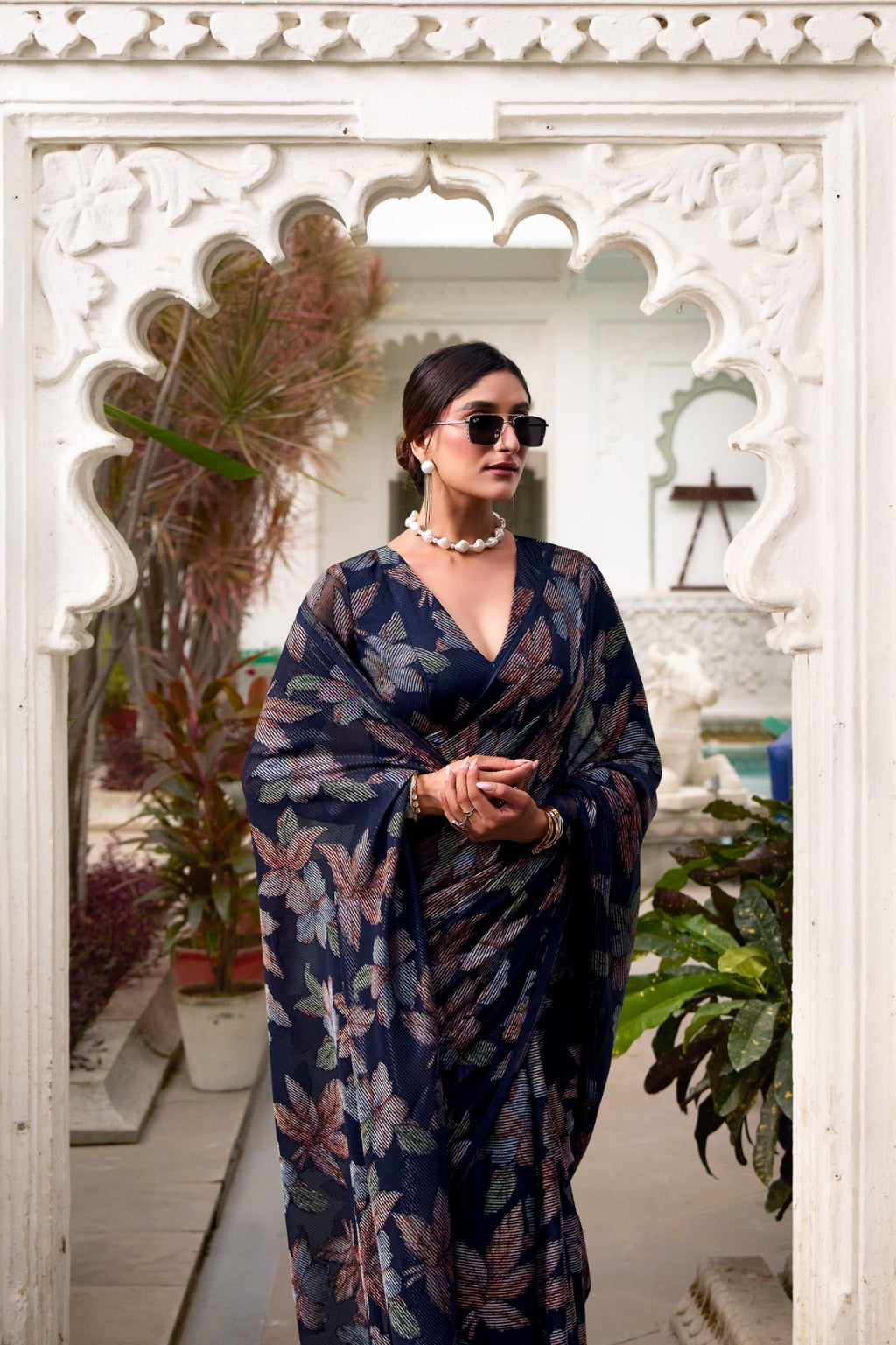 FLORAL LUREX BRASSO SAREE👗