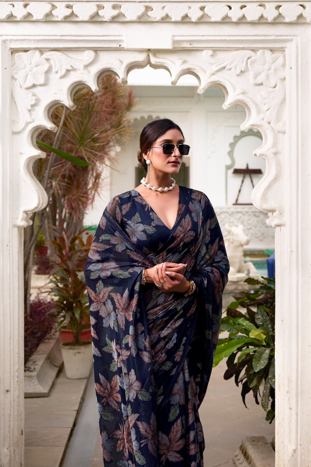 FLORAL LUREX BRASSO SAREE👗