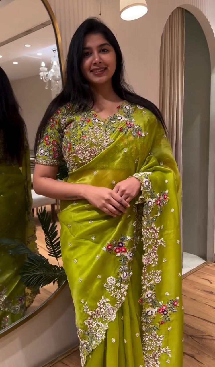 PARTY WEAR ZIMMY CHU SAREE❤️