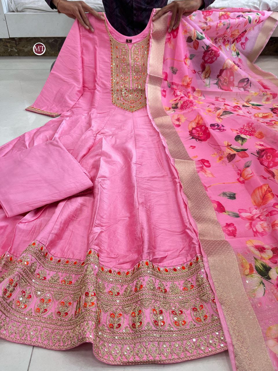 Anarkali Flared Pink Kurti Pant Dupatta Set