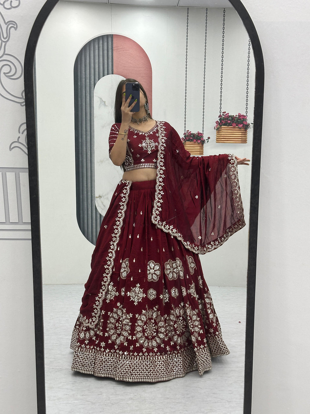 Embroidered Lehenga Choli👗