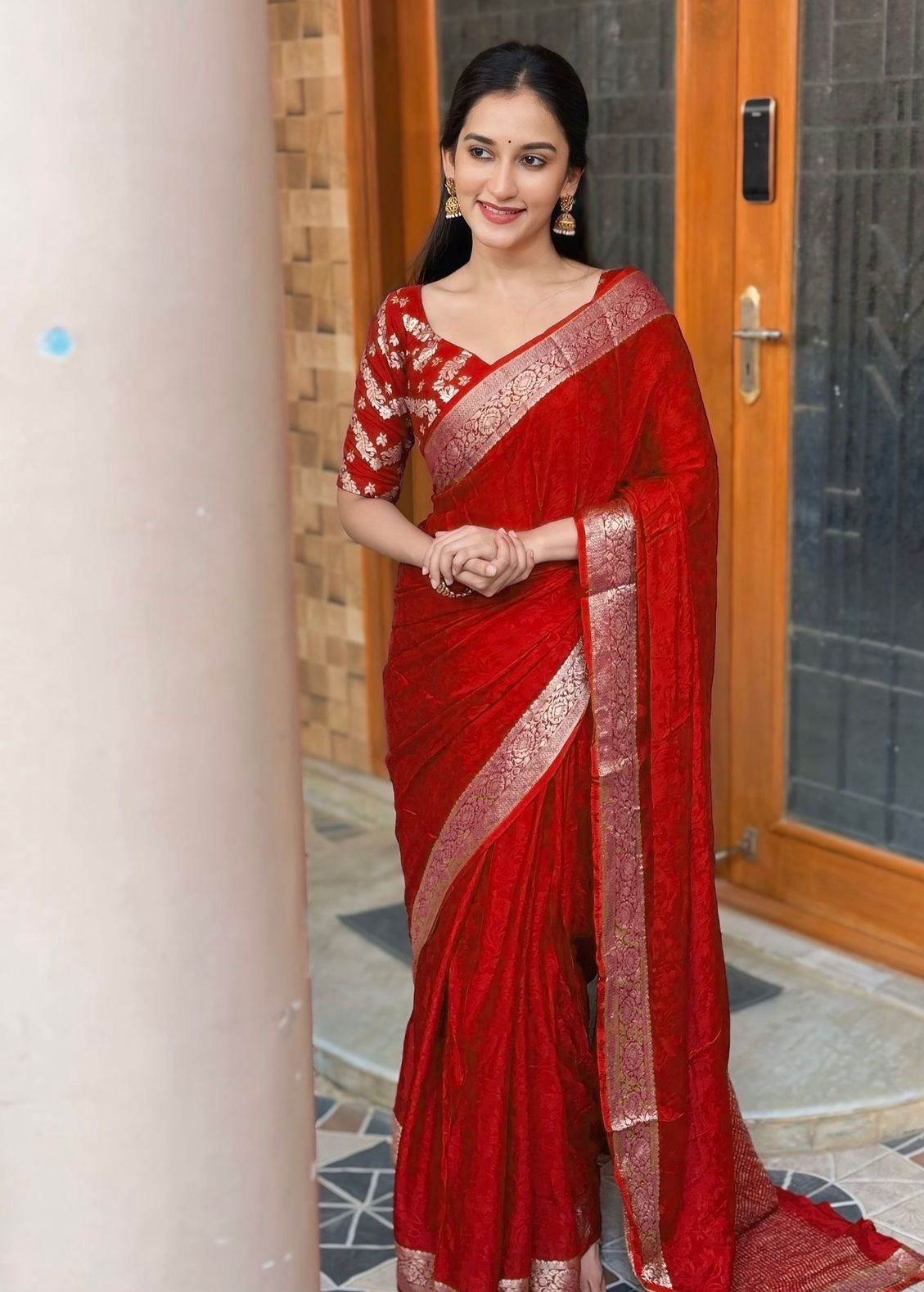VISCOSE WEAVING PATTERN SAREE