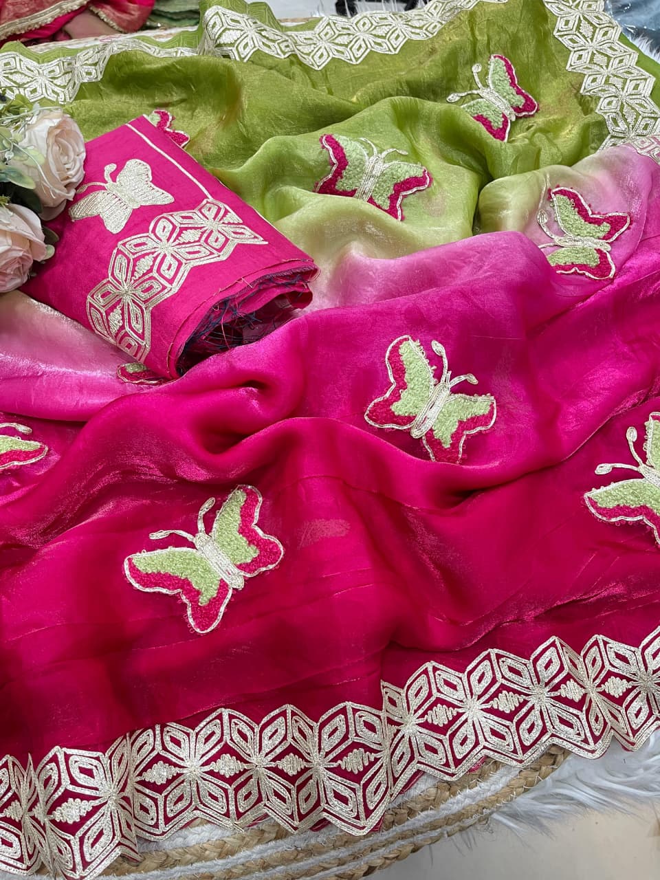 2D Fendy Peding Saree