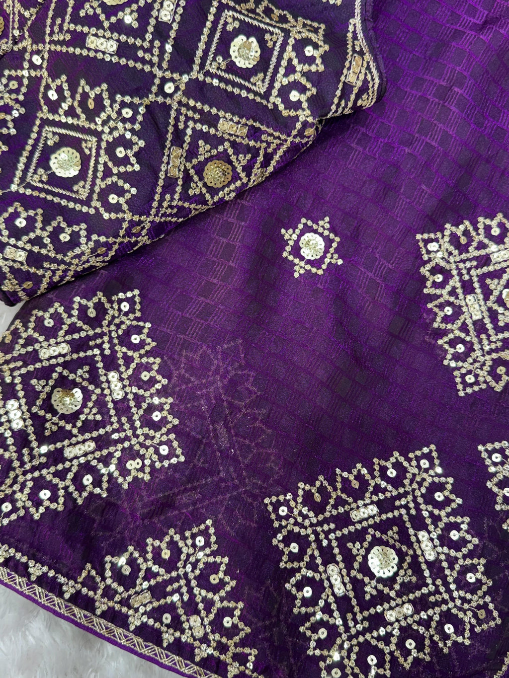 Madhubala Design Gorgeous Fendy Satin Saree