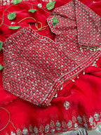 Very Soft nd elegant Rich look fendy sartin Saree
