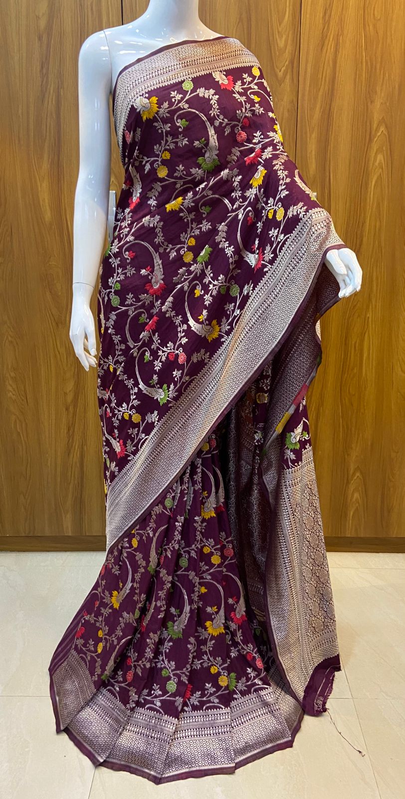 Dolla meena saree