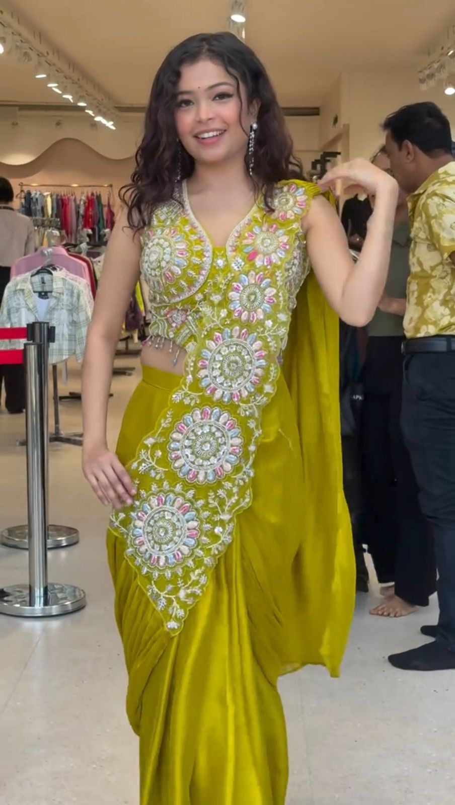 SUPERHIT TRENDING READY TO WEAR SAREE