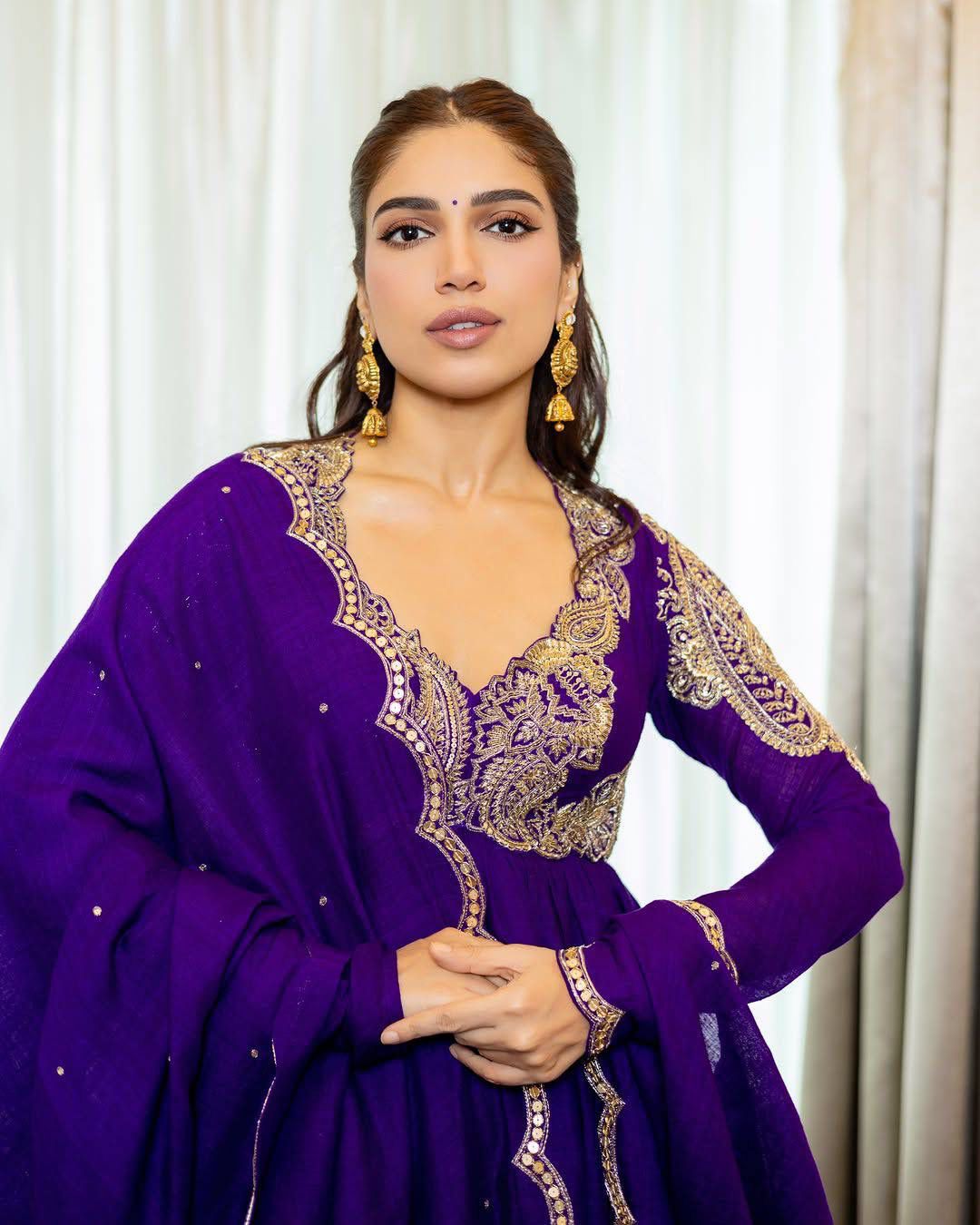 BOLLYWOOD BLOCKBUSTER ANARKALI GOWN