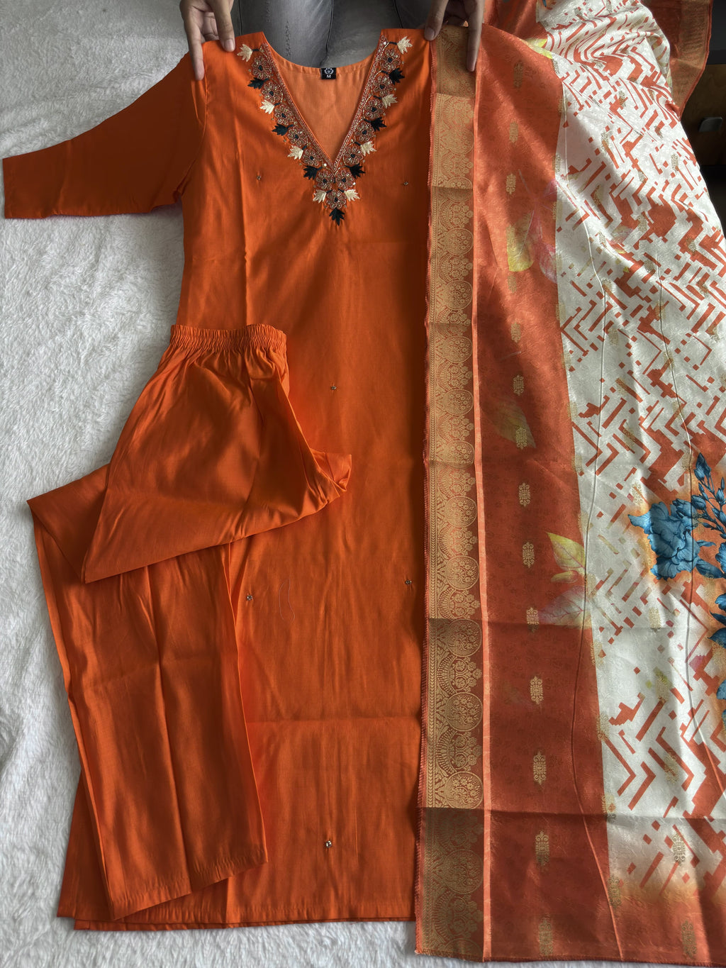 New  Kurti Pent Dupatta Set