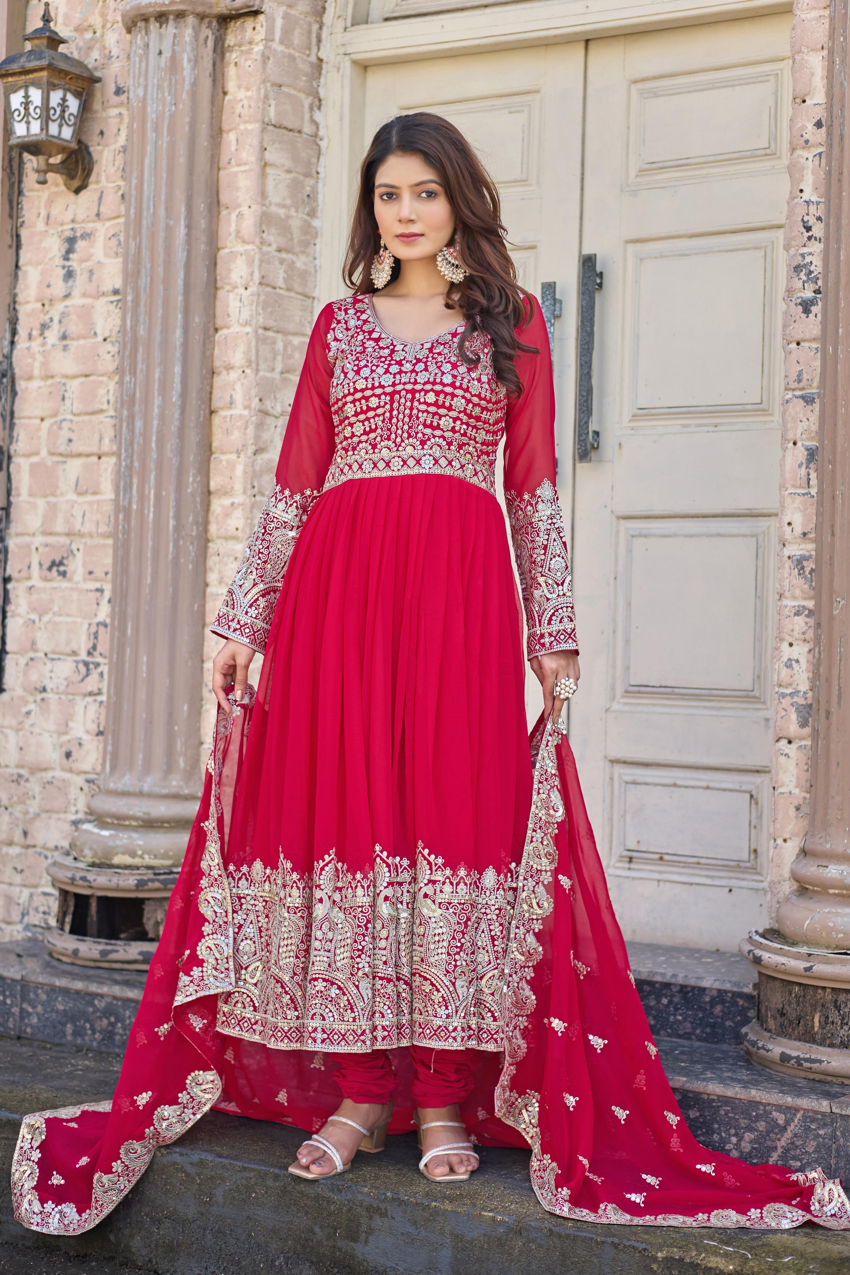 NEW PARTY LOOK GOWN