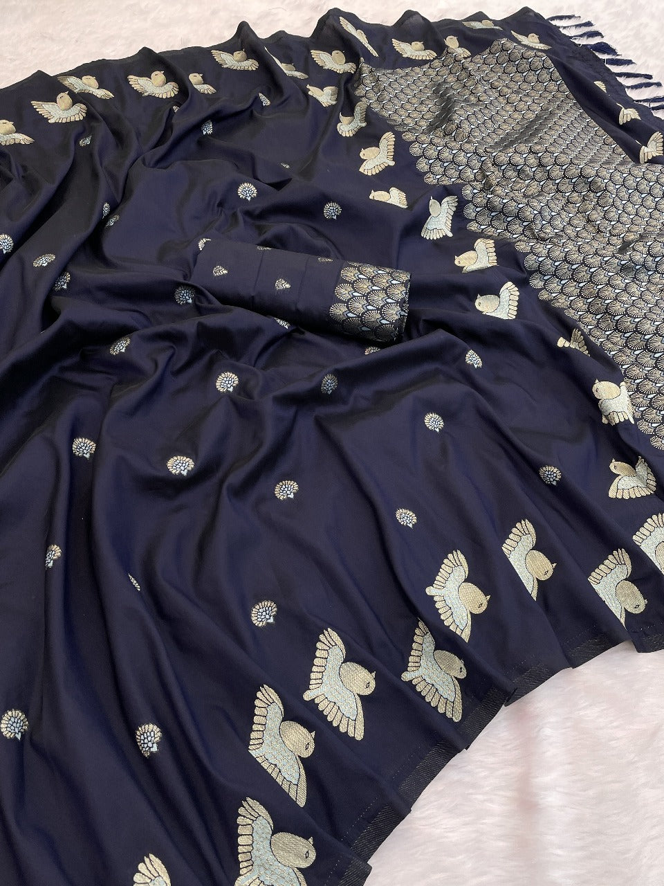 SUPERHIT MONGHA SILK SAREE