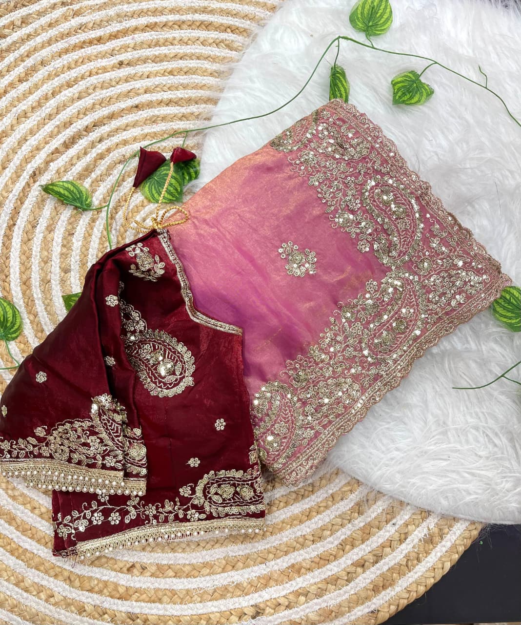 Very soft nd Elegant Rich look Fendy Sartin saree