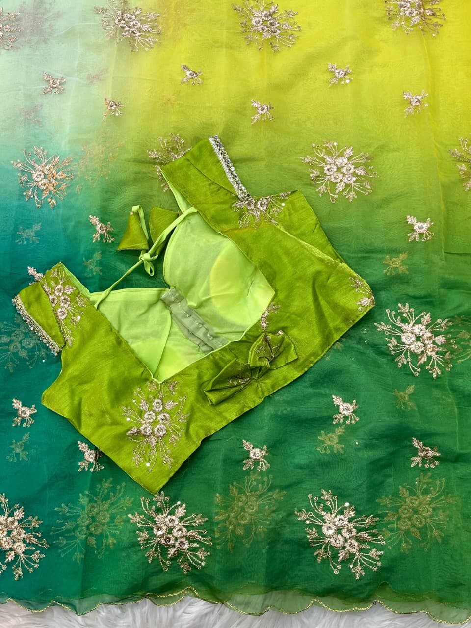 Teby Peding 2d Color Saree