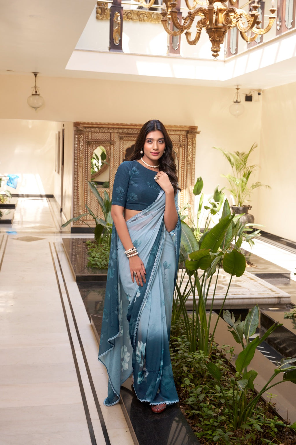 Weightless Marbal Floral Printed Saree