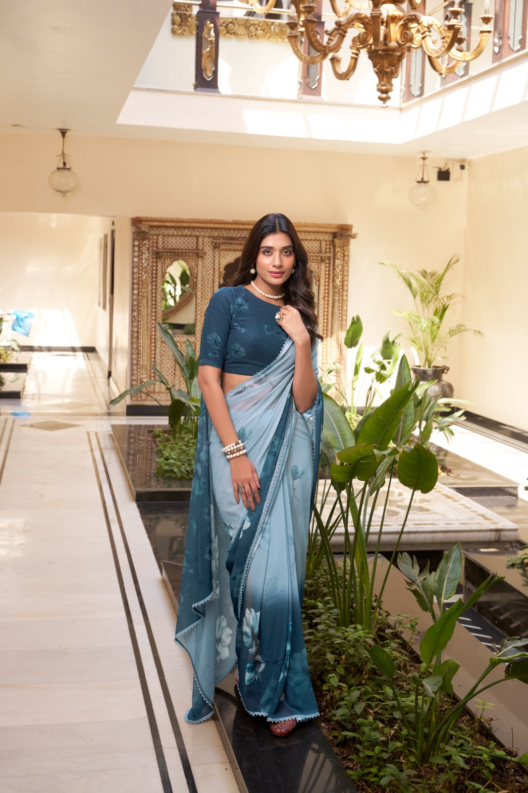 Weightless Marbal Floral Printed Saree